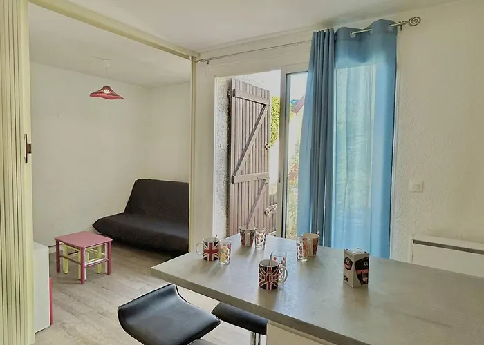 T2 Avec Terrasse, Climatisation Et Parking A 300m De La Au Barcares - Fr-1-529-258 * לה ברקרה